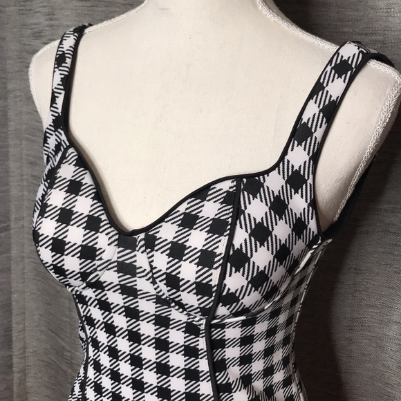 BOLD ELEMENTS B&W CHECKERED DRESS X-SMALL - Picture 5 of 8